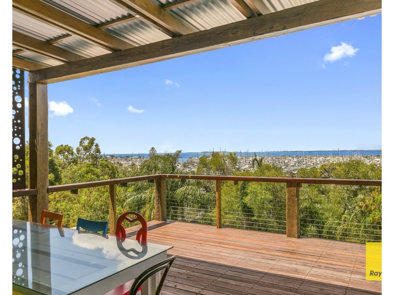 563 Royal Esplanade, Manly QLD 4179