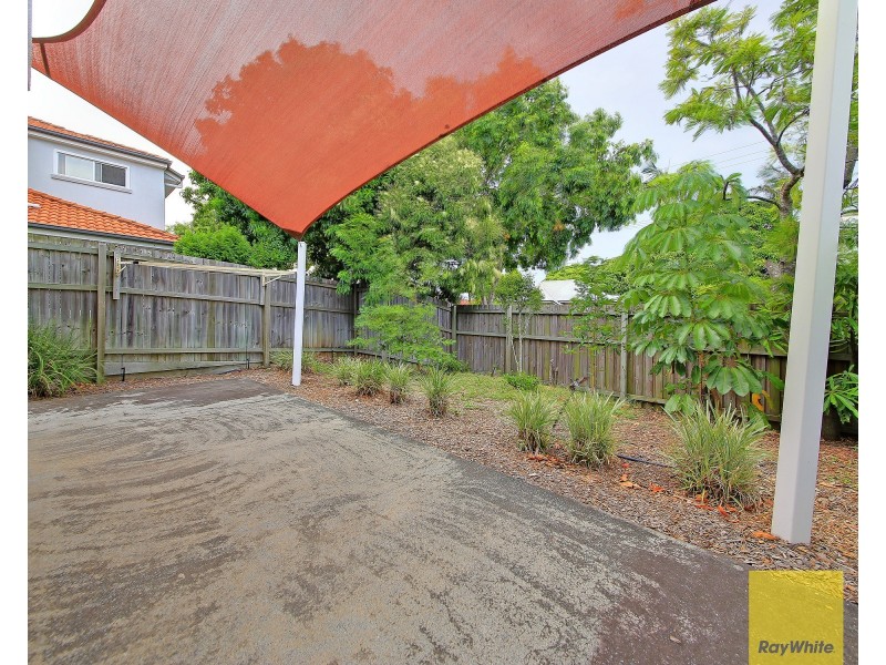 2/83 Dibar Street, Wynnum QLD 4178