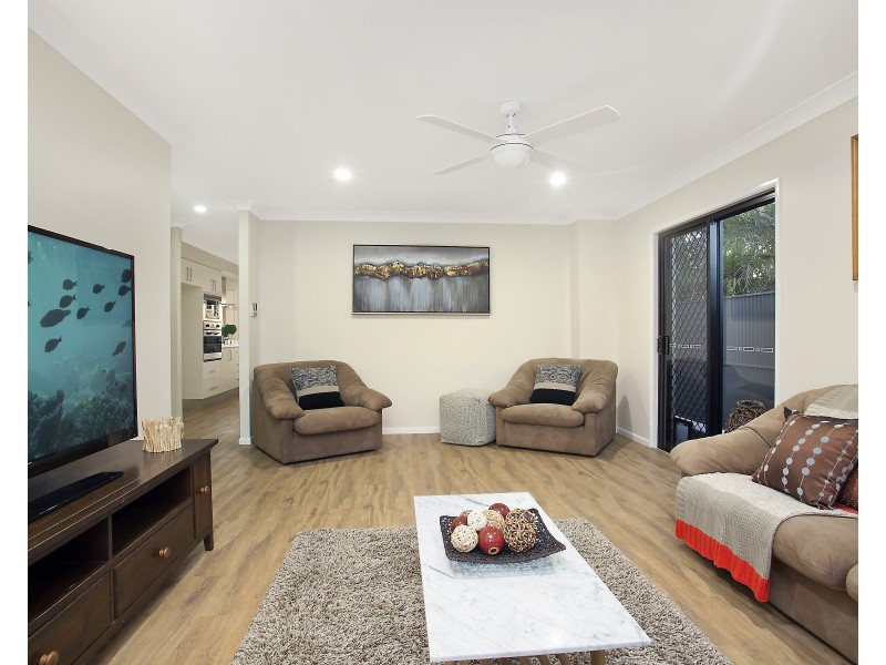 26 Underwood Street, Wakerley QLD 4154