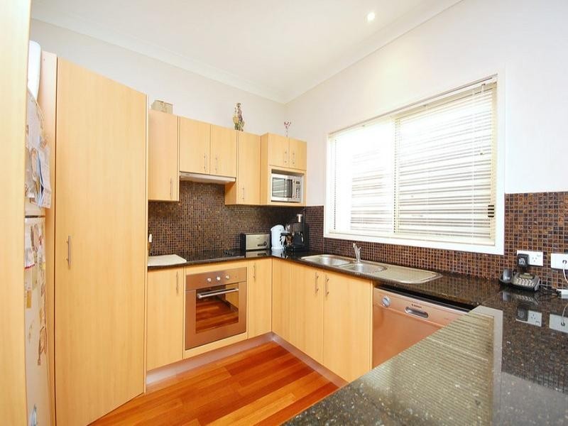 65 Erica Street, Cannon Hill QLD 4170