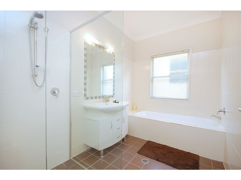 65 Erica Street, Cannon Hill QLD 4170