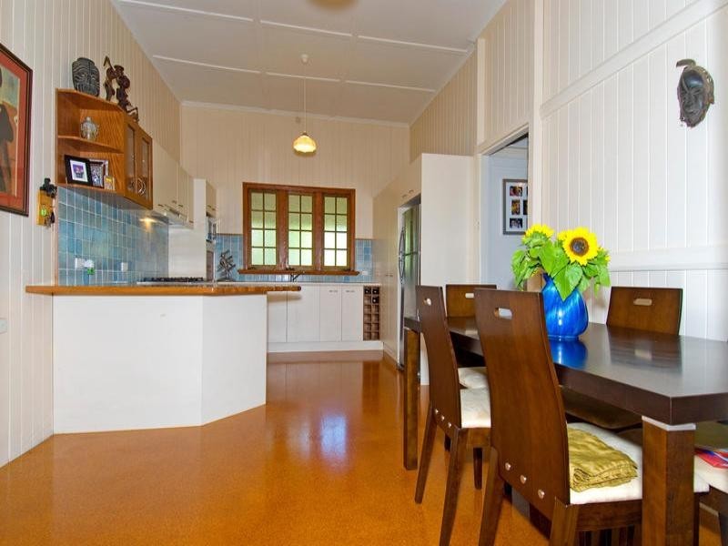 147 Pembroke Road, Coorparoo QLD 4151