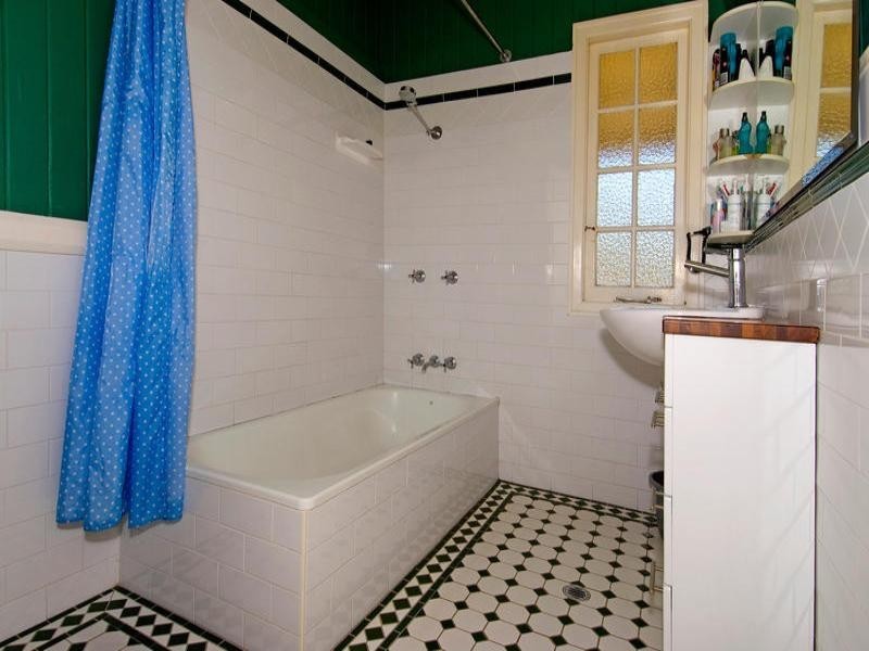 147 Pembroke Road, Coorparoo QLD 4151