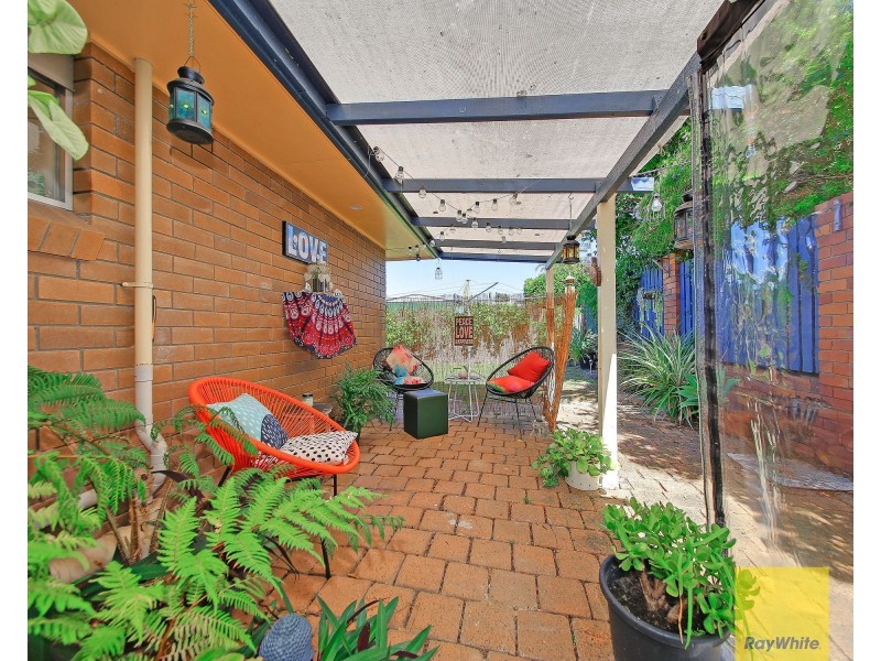 19 Gateway Street, Wynnum West QLD 4178