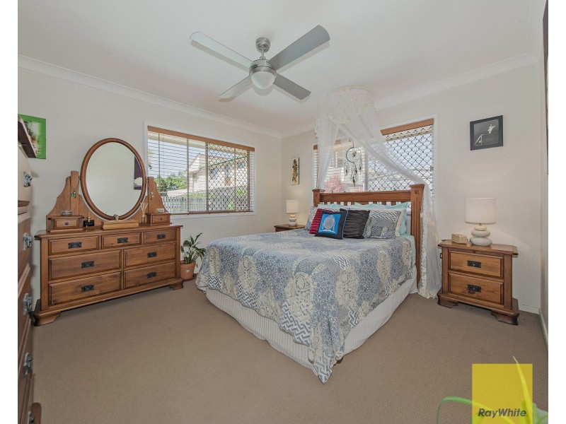 19 Gateway Street, Wynnum West QLD 4178