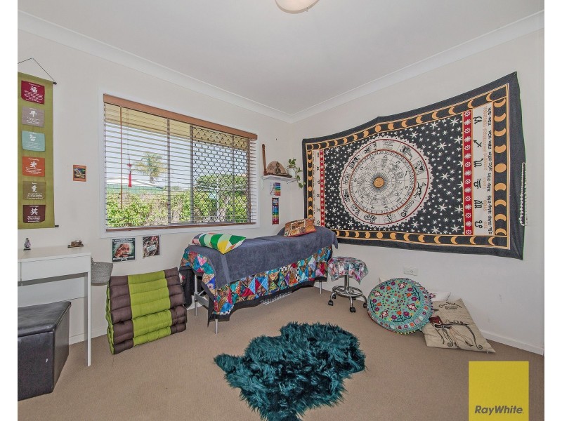 19 Gateway Street, Wynnum West QLD 4178