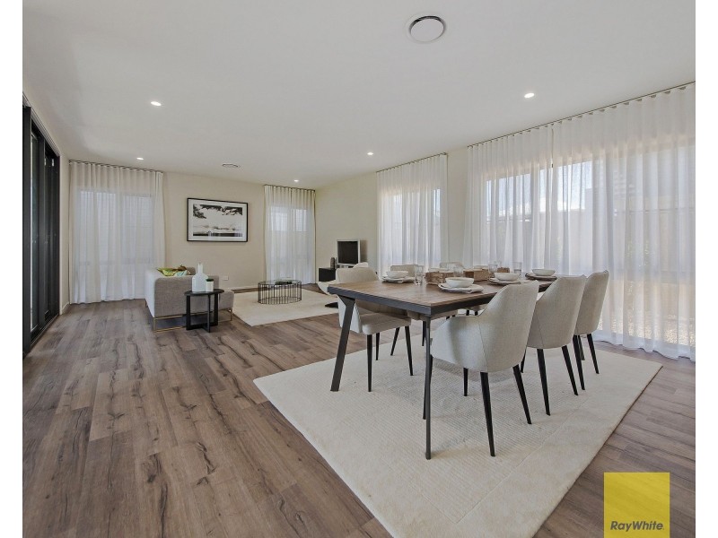 5 Majestic Crescent, Hemmant QLD 4174