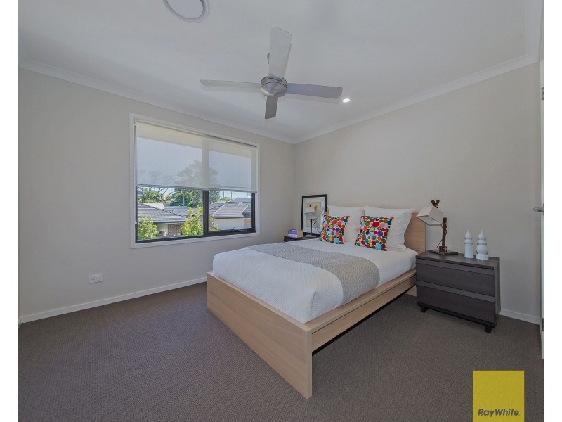 5 Majestic Crescent, Hemmant QLD 4174