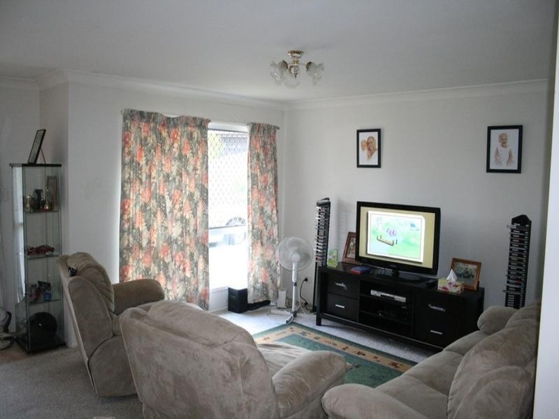 9 Trevina Crescent, Mount Warren Park QLD 4207