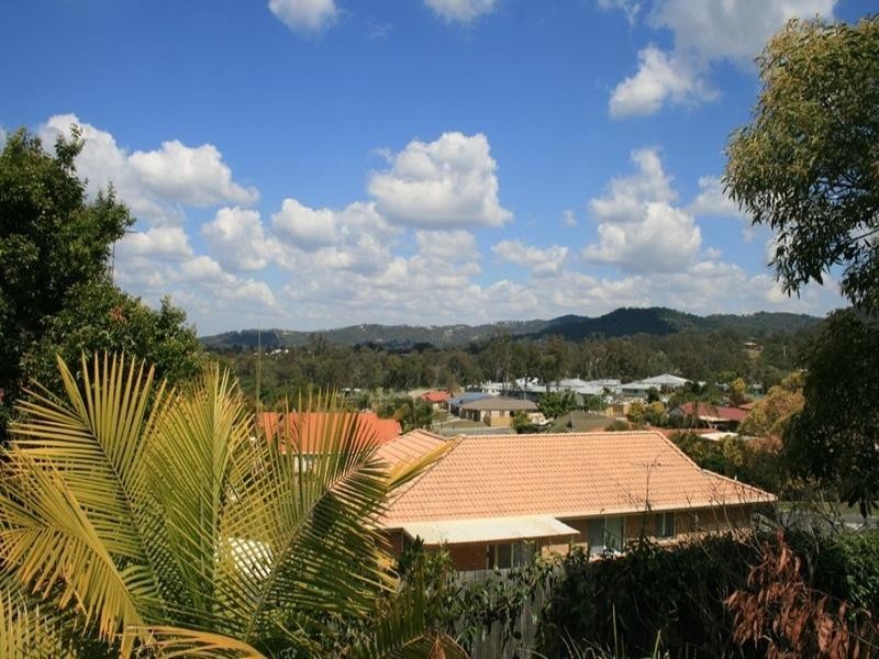 9 Trevina Crescent, Mount Warren Park QLD 4207