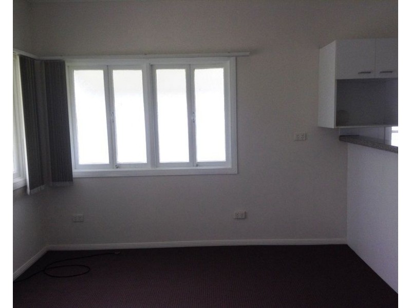 54 Curtis Street, Manly QLD 4179