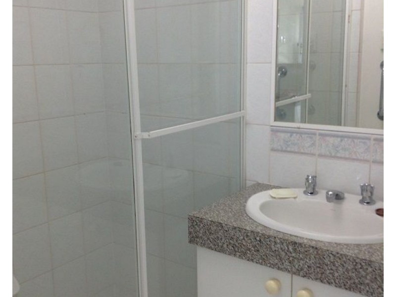 54 Curtis Street, Manly QLD 4179