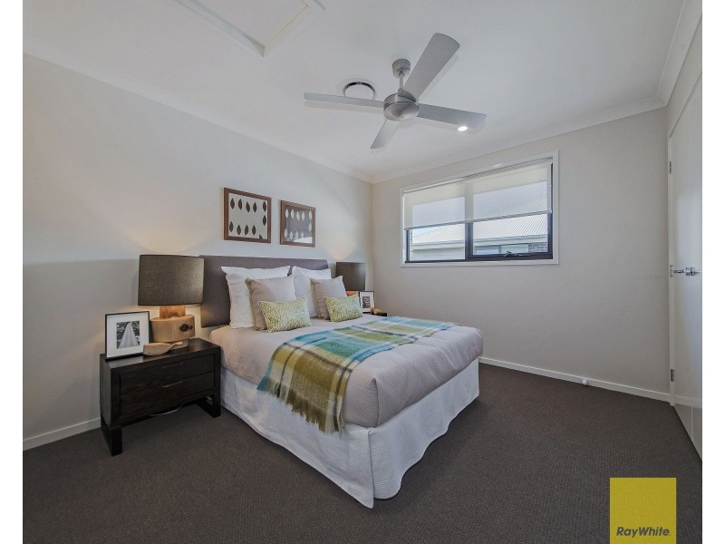 9 Majestic Crescent, Hemmant QLD 4174