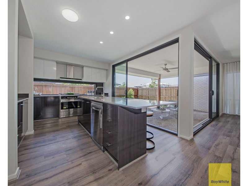 16 (Lot 16) Majestic Crescent, Hemmant QLD 4174