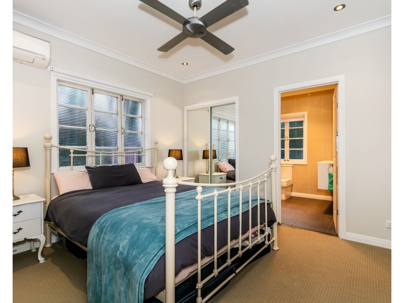 71 Bernecker Street, Carina QLD 4152