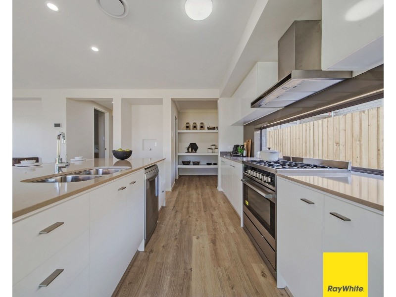 10 (Lot 10) Majestic Crescent, Hemmant QLD 4174