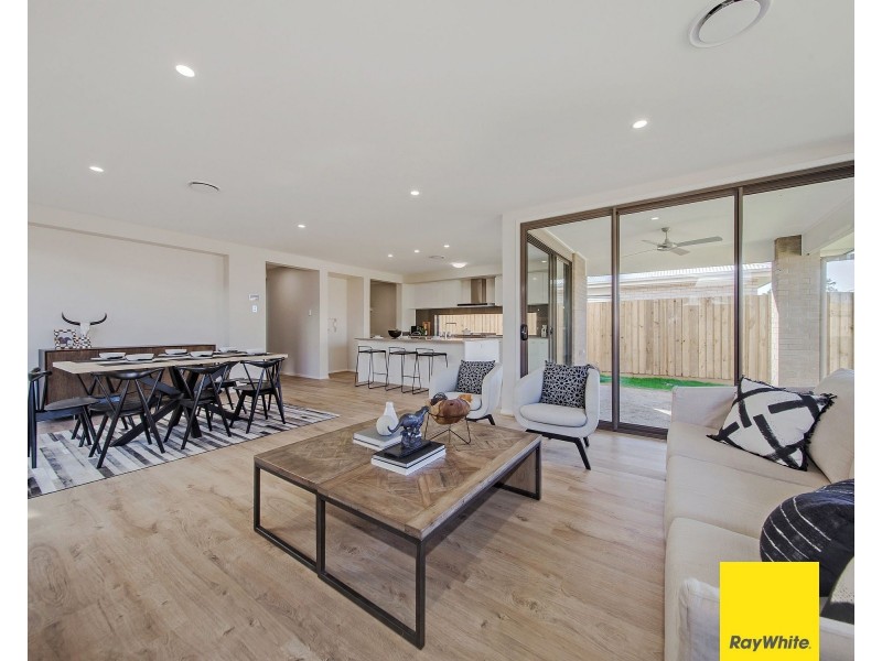 10 (Lot 10) Majestic Crescent, Hemmant QLD 4174