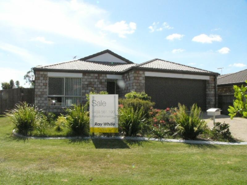 15 Wirra Circuit, Wynnum West QLD 4178