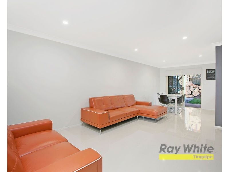 13/10 Schumann Close, Belmont QLD 4153