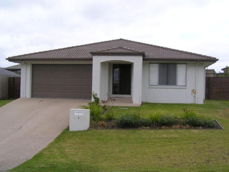1 Dundee Crescent, Wakerley QLD 4154