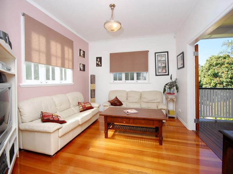 182 Agnew Street, Morningside QLD 4170