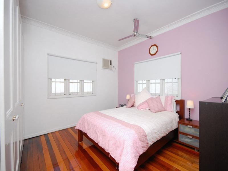 182 Agnew Street, Morningside QLD 4170