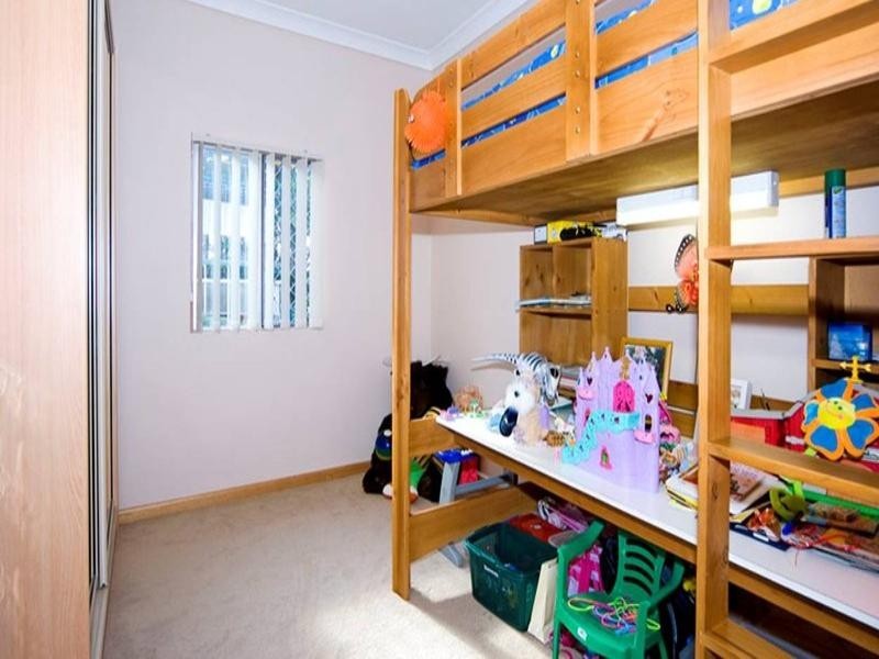 63 Blackwood Road, Manly West QLD 4179