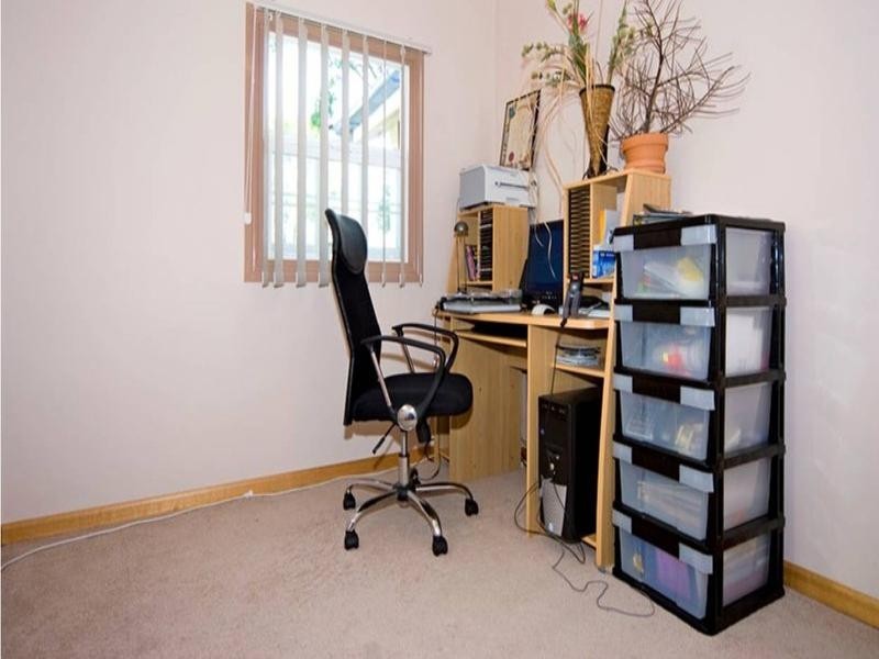 63 Blackwood Road, Manly West QLD 4179