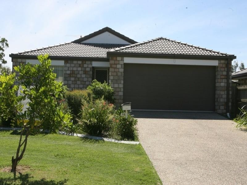 15 Wirra Circuit, Wynnum West QLD 4178