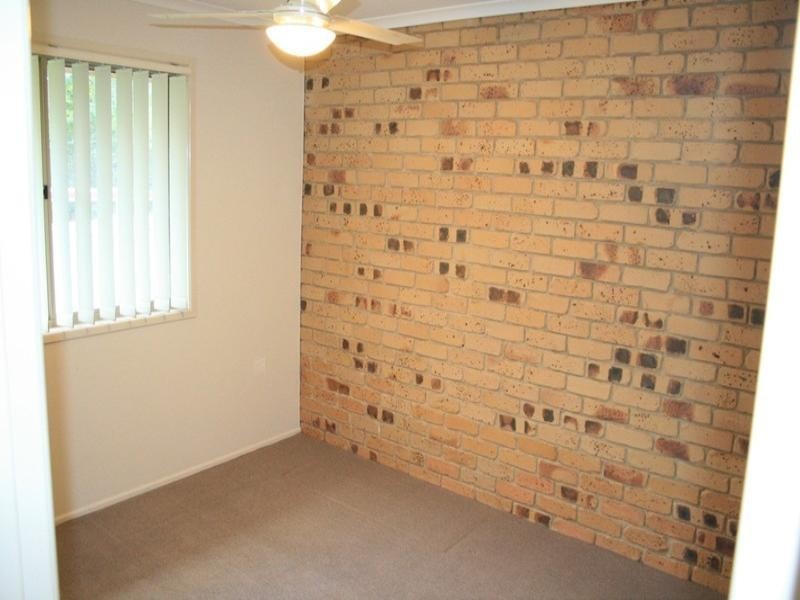 5/2 Tingi Avenue, Tanah Merah QLD 4128