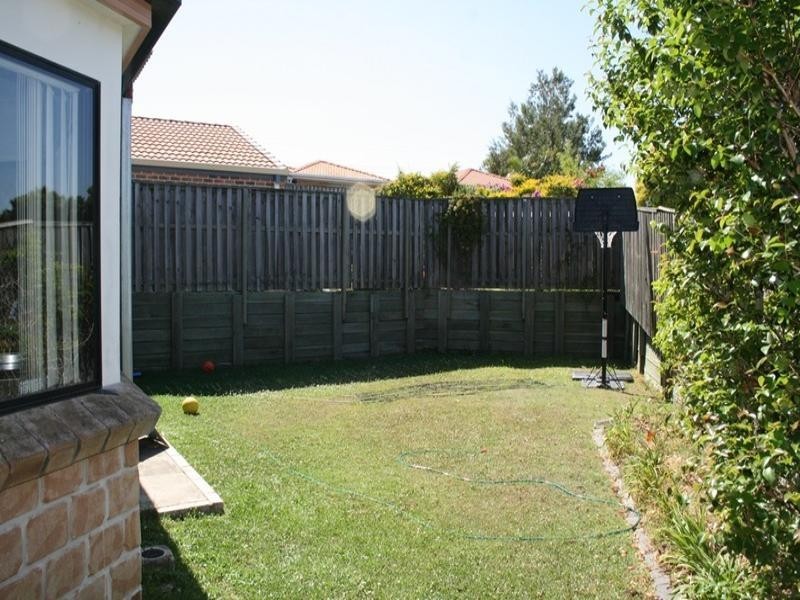 6 Kenrick Close, Wakerley QLD 4154