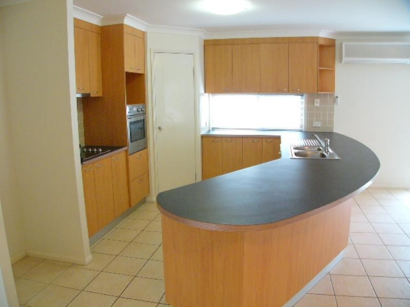 18 Luigina Close, Wakerley QLD 4154