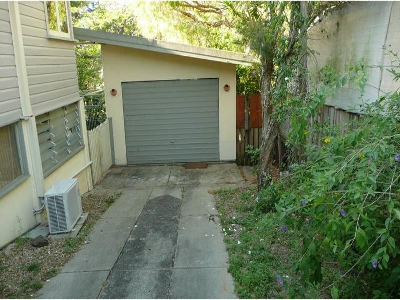 32 Bernays Road, Wynnum West QLD 4178