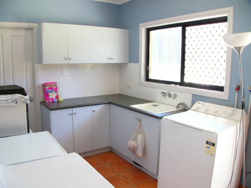 6 Brandella Place, Belmont QLD 4153