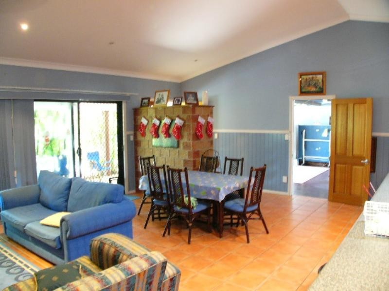 6 Brandella Place, Belmont QLD 4153