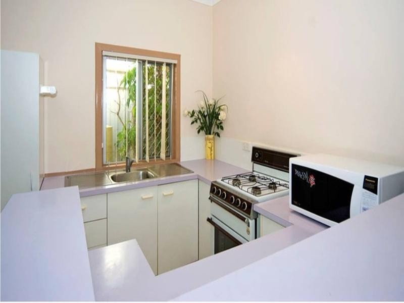 63 Blackwood Road, Manly West QLD 4179