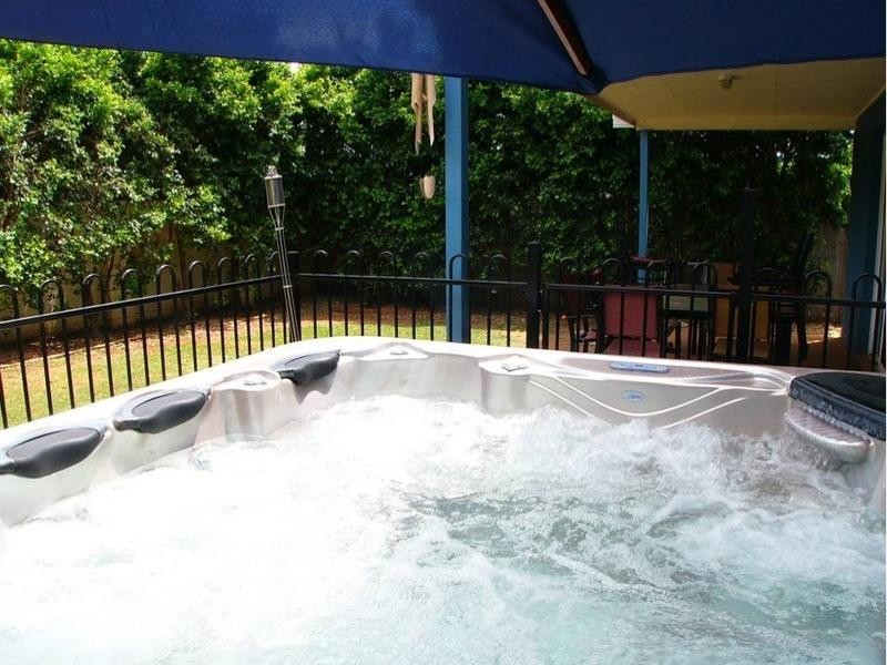 7 Dane Court, Manly West QLD 4179