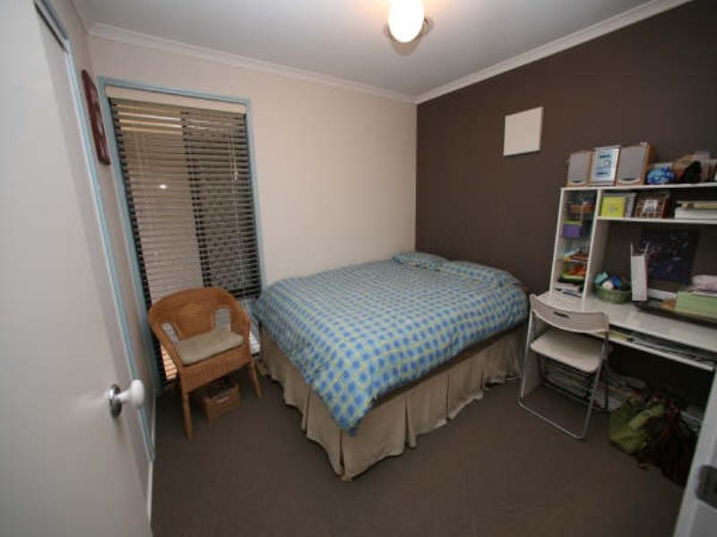 16 Lockwood Crescent, Manly West QLD 4179