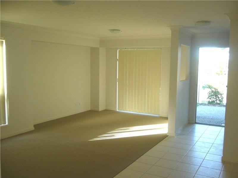 11 Lexey Crescent, Wakerley QLD 4154