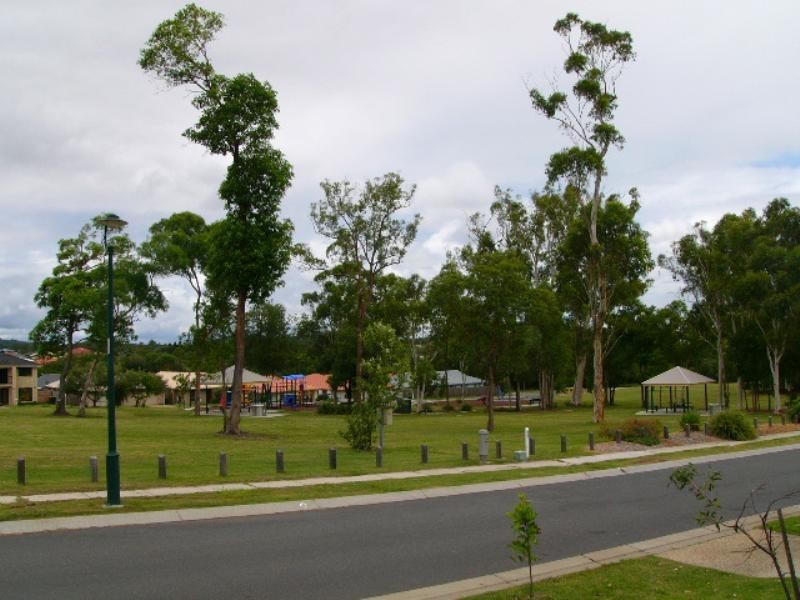 11 Lexey Crescent, Wakerley QLD 4154