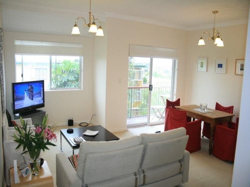 4/282 Cavendish Road, Coorparoo QLD 4151