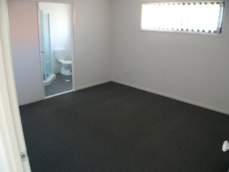 20 Jasmine Street, Wakerley QLD 4154