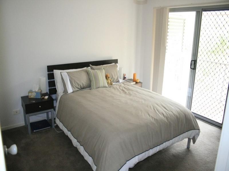 18/17 Fleet Street, Browns Plains QLD 4118