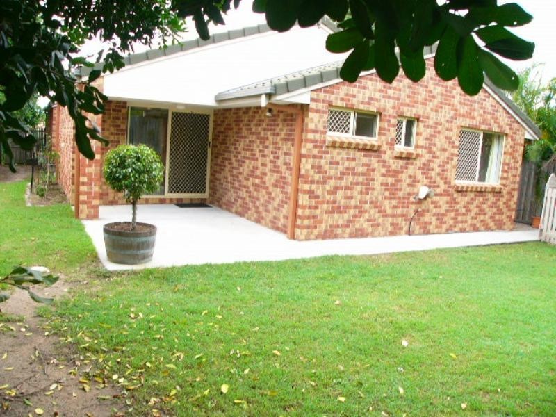 45 Matthews Way, Wakerley QLD 4154