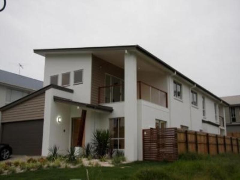 18 Talltrees Circuit, Wakerley QLD 4154