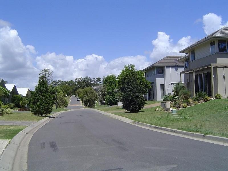 27 Yarra Road, Wakerley QLD 4154