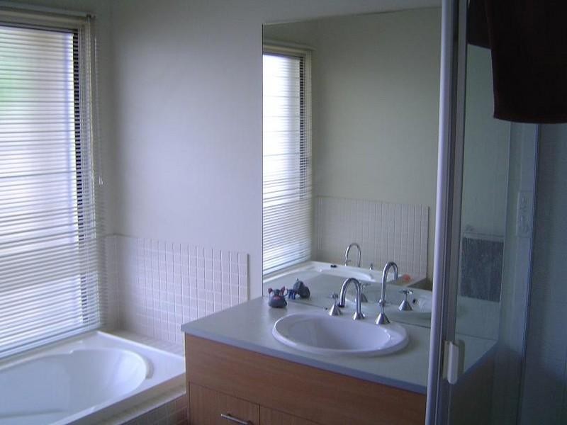 27 Yarra Road, Wakerley QLD 4154