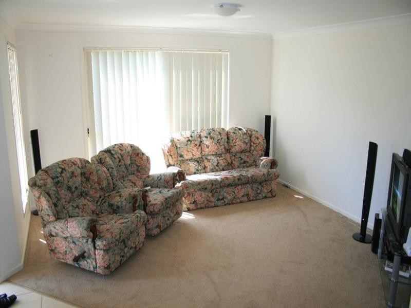 7 St Bees Close, Redland Bay QLD 4165