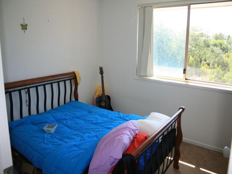 7 St Bees Close, Redland Bay QLD 4165