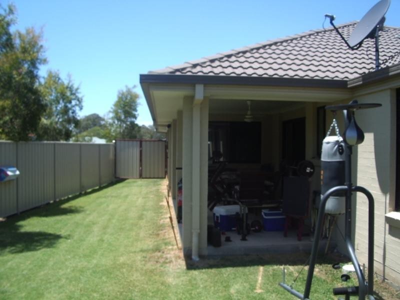 58 Wirra Circuit, Wynnum West QLD 4178